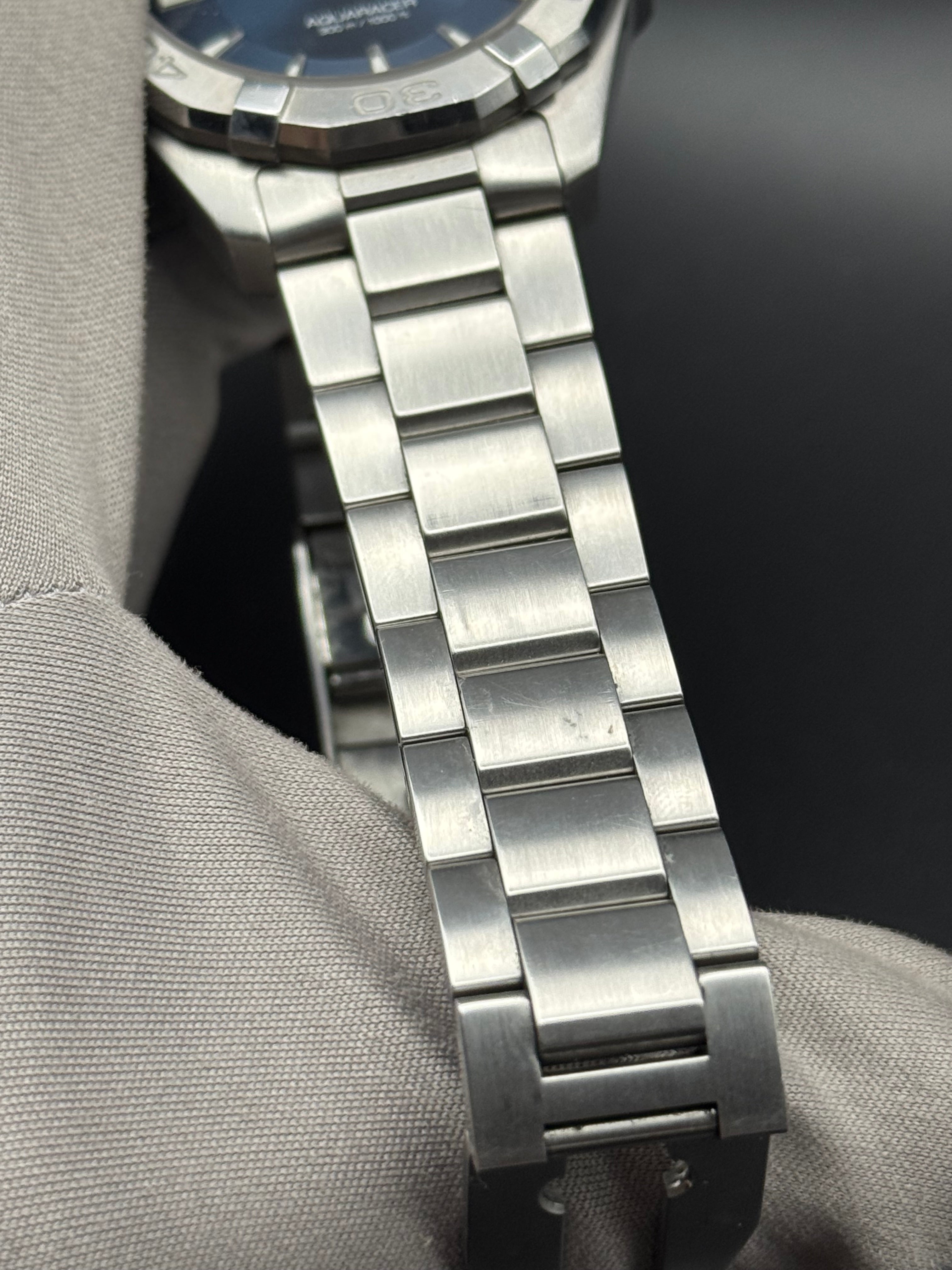 TAG Heuer Aquaracer Quartz - Blue dial - Reference WAY1112